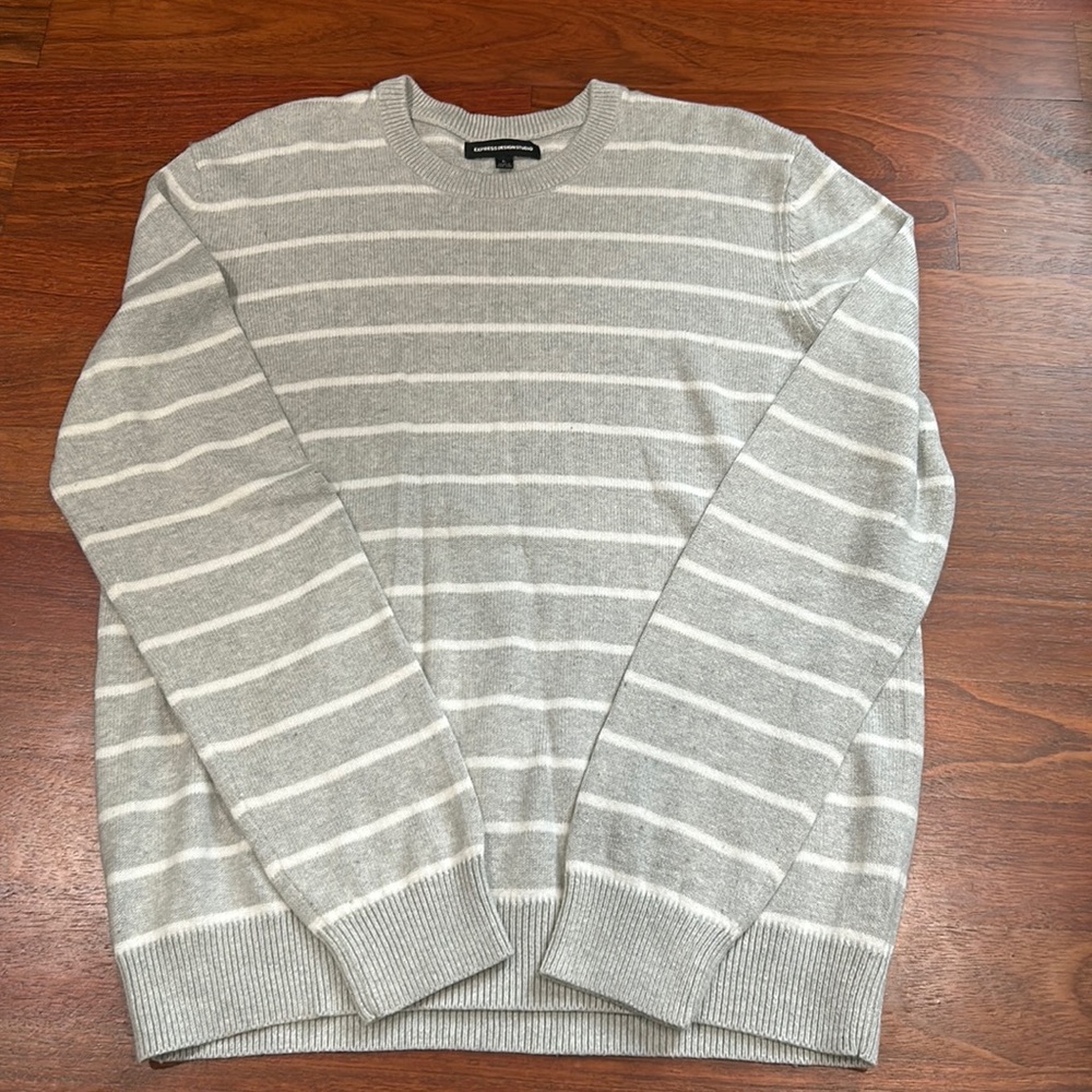 Express Design Studio sweater